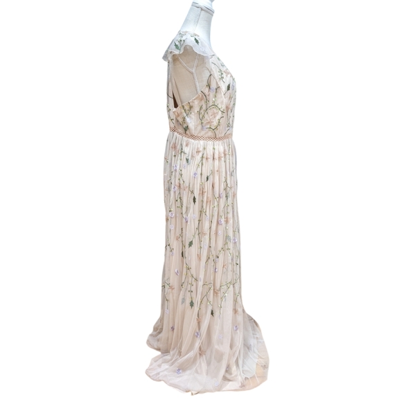 ASOS DESIGN pretty embroidered floral and sequin mesh maxi dress Size 12 - Picture 5 of 14